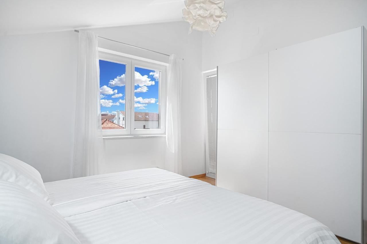 Family Petrov Apartments Vodice Dış mekan fotoğraf