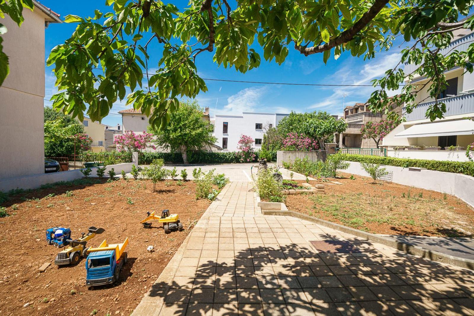 Family Petrov Apartments Vodice Dış mekan fotoğraf