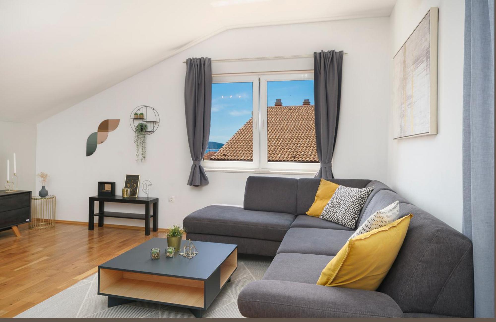 Family Petrov Apartments Vodice Dış mekan fotoğraf